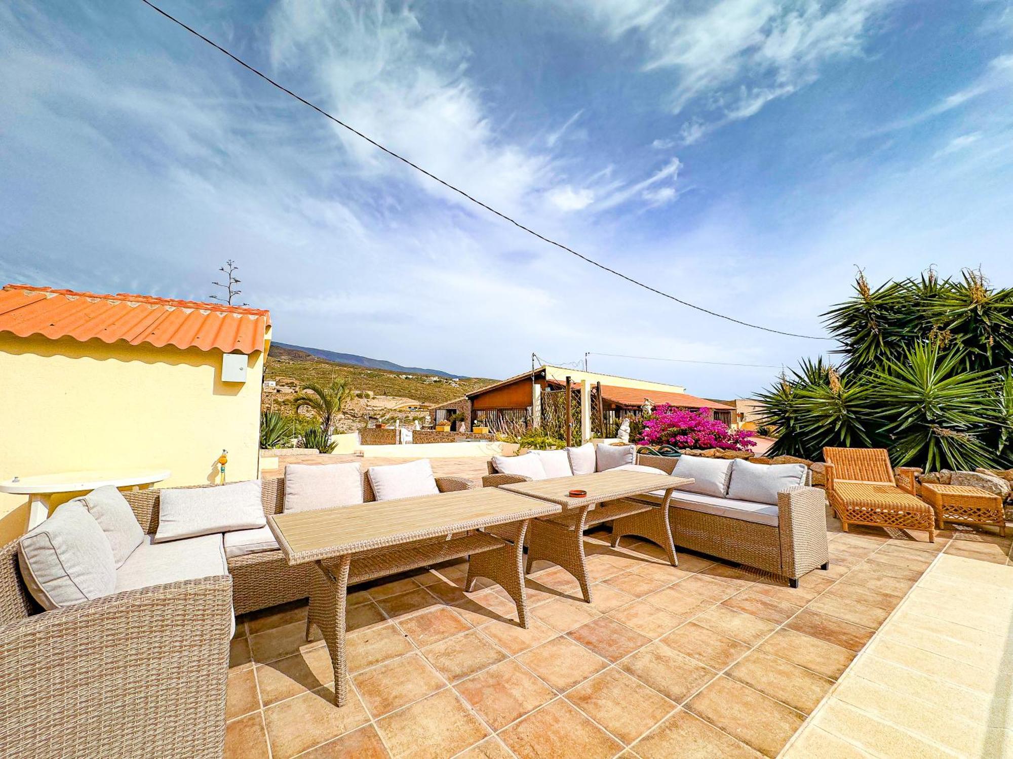 Вилла Exquisite Rural House With Garden, Pool And Sea Views Арико-Вьехо Экстерьер фото